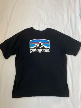 Patagonia Black Crewneck T‑Shirt with Interior Logo Print